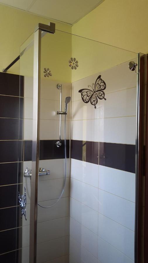 Apartman Ella - Tabor -Cz - U Stadionu Miru 1735 Exteriör bild