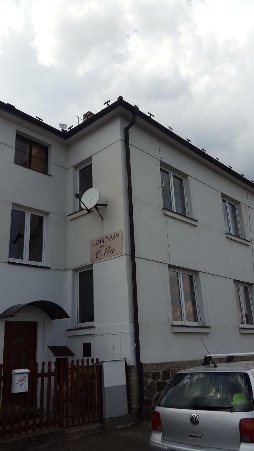 Apartman Ella - Tabor -Cz - U Stadionu Miru 1735 Exteriör bild