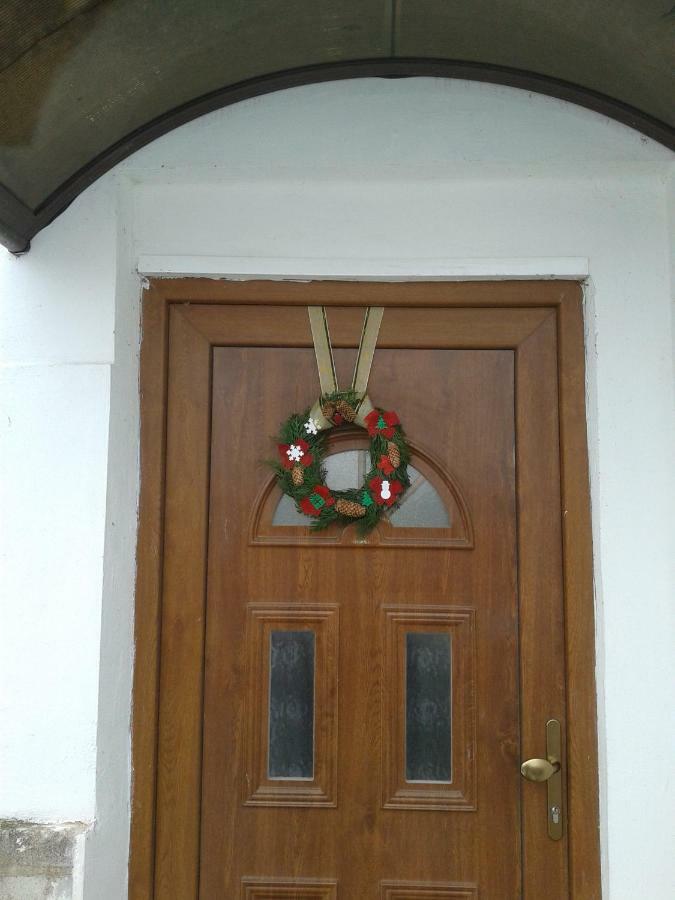 Apartman Ella - Tabor -Cz - U Stadionu Miru 1735 Exteriör bild